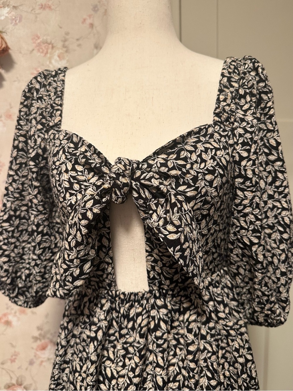 Midi Dress AQUA Black Floral Leaf Flowy XS Bloomingdale’s - Picture 3 of 14